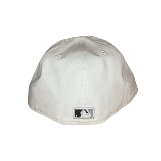 New York Yankees New Era Fitted Size 7 3/8 Hat