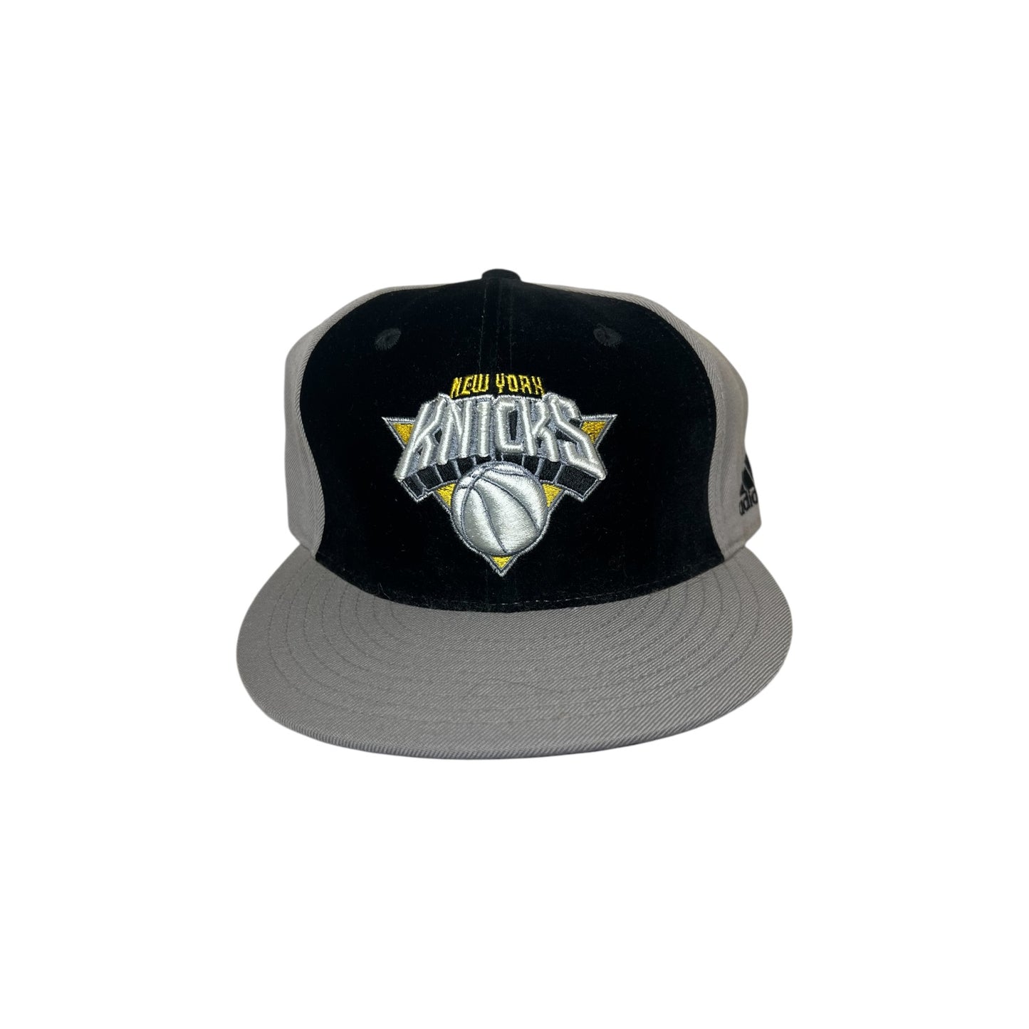 New York Knicks Adidas Fitted Size 7 1/4 Hat