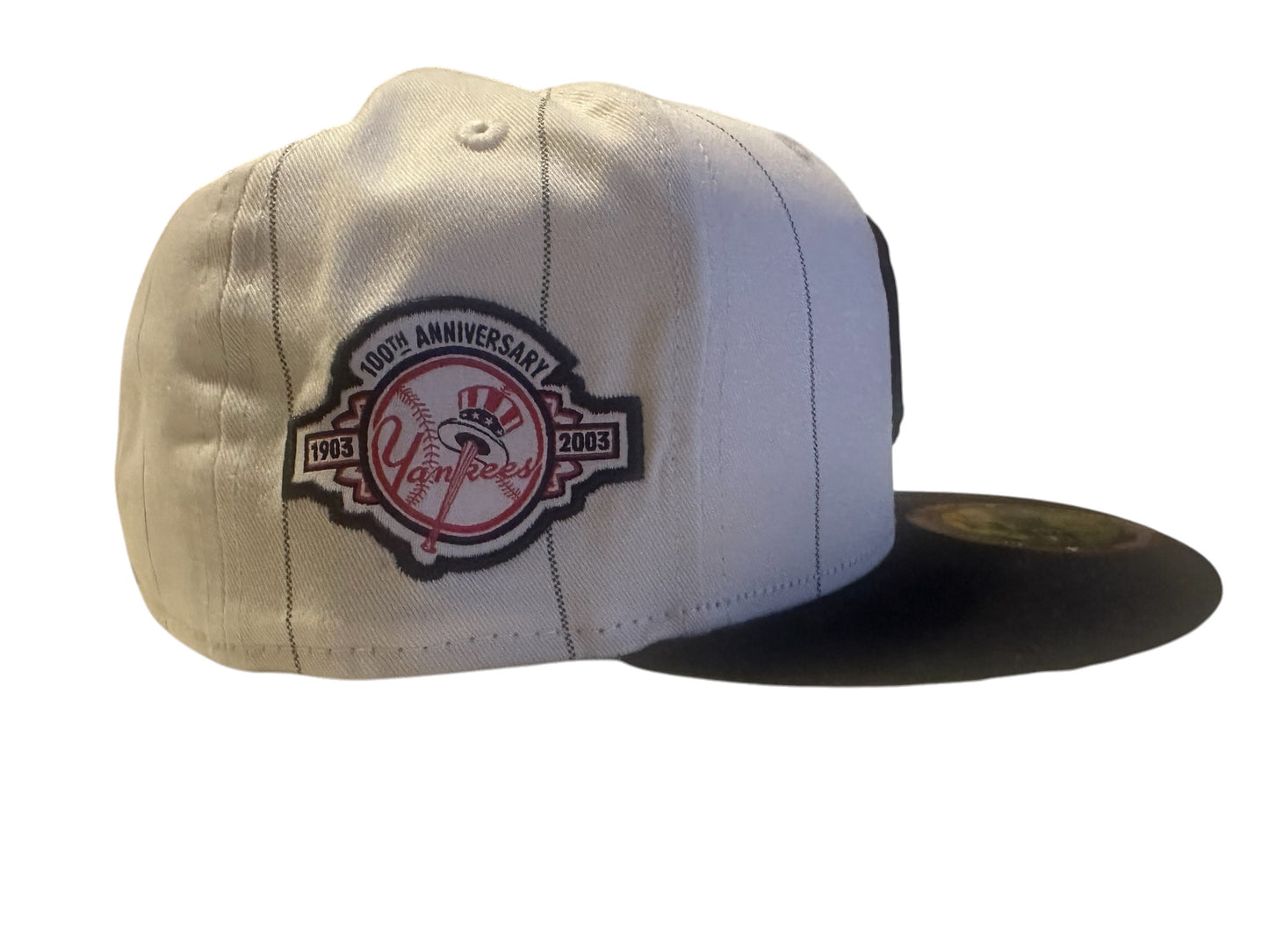 New York Yankees New Era Fitted size 7 3/8 Hat
