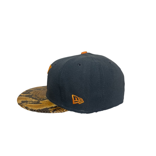 Rugby Giants Custom New Era Fitted Size 7 1/4 Hat