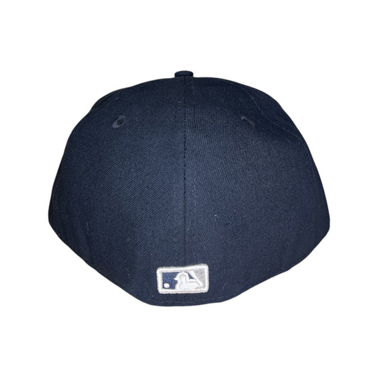 New York Yankees New Era Fitted size 7 3/8 Hat
