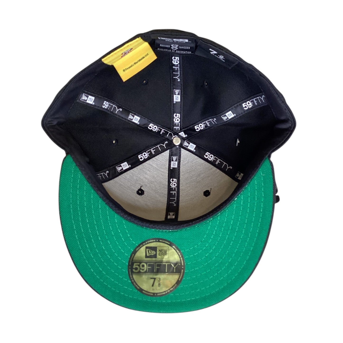 Peanuts CHarlie Brown New Era Fitted Size 7 3/8 Hat