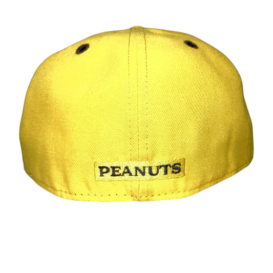 Charlie Brown Peanuts New Era Fitted Size 7 3/8 Hat