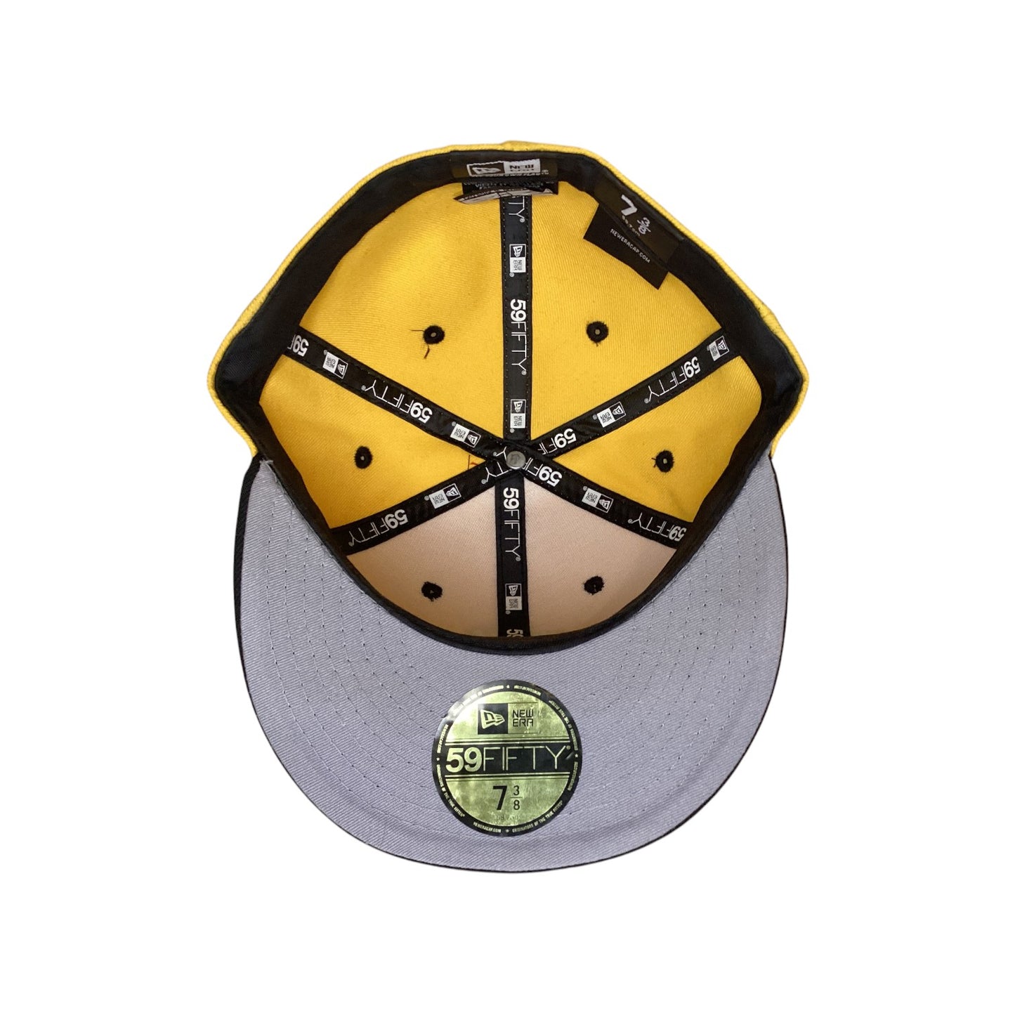 Charlie Brown Peanuts New Era Fitted Size 7 3/8 Hat