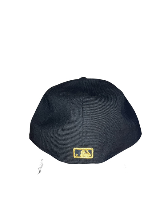 New York Yankees New Era fitted Size 7 3/8 hat