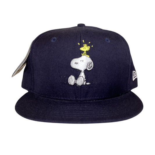 Snoopy Peanuts New Era Fitted Size 7 3/8 Hat