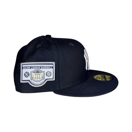 New York Yankees Negro League New Era Fitted Size 7 3/8 Hat